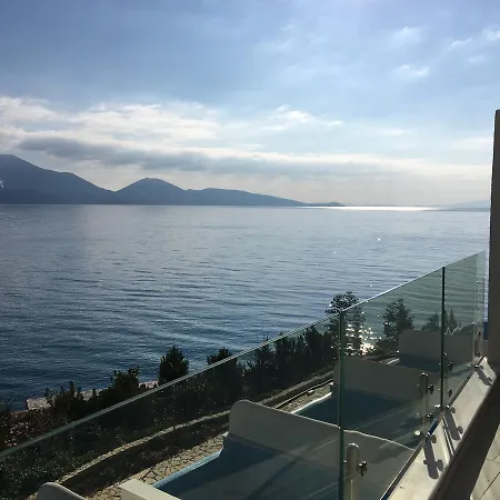 Stone Beach * Himarë