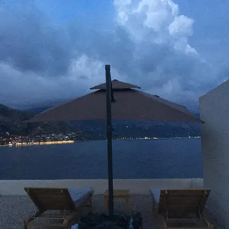 Apartamento Stone Beach Himarë