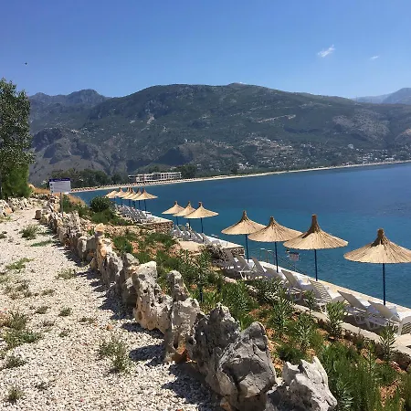 Stone Beach Himarë