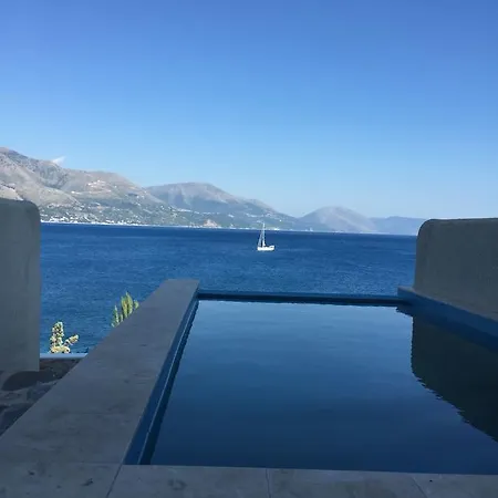 Stone Beach Apartment Himarë